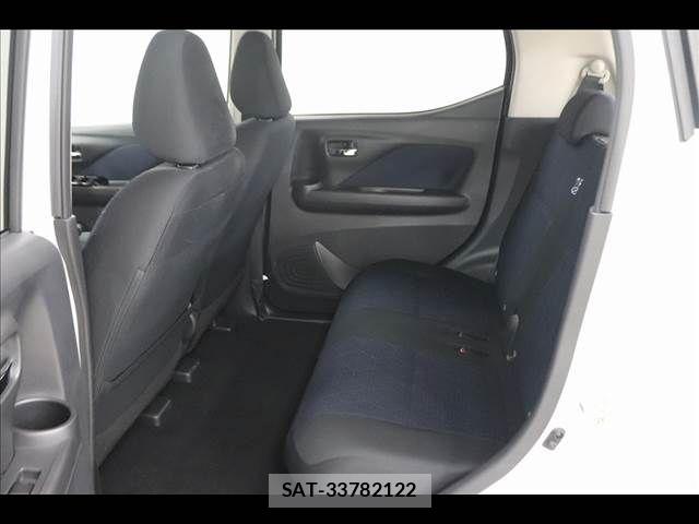 Mitsubishi EK X 2019-06 8741851-12