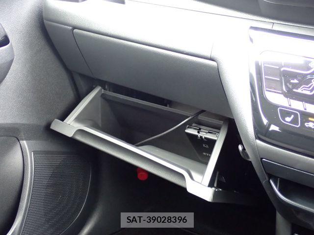 Mitsubishi EK X 2024-06 8828871-15