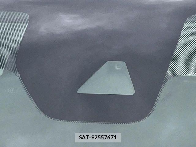 Mitsubishi EK X 2019-09 8879606-3
