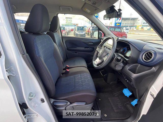Mitsubishi EK X 2022-01 8879605-8