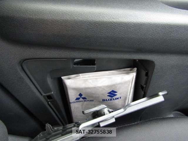 Mitsubishi EK X 2020-11 1318057-13
