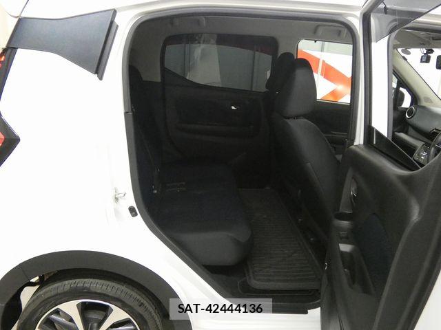 Mitsubishi EK X 2020-03 5867084-12