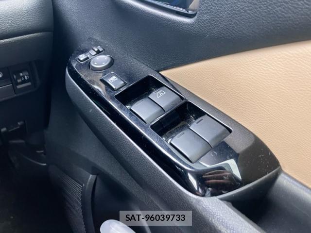 Mitsubishi EK X 2019-07 7058382-17