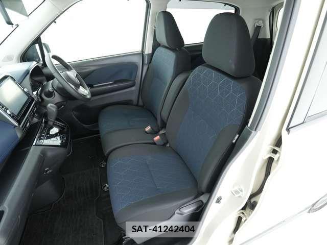 Mitsubishi EK X 2019-05 7217918-18