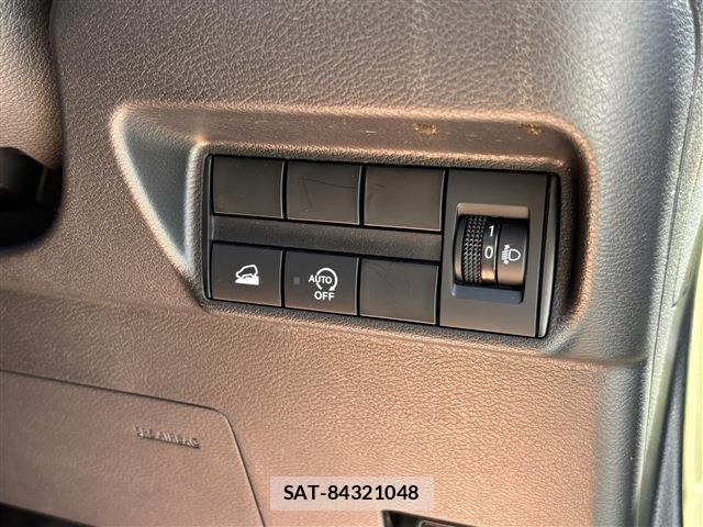 Mitsubishi EK X 2023-06 7217920-12