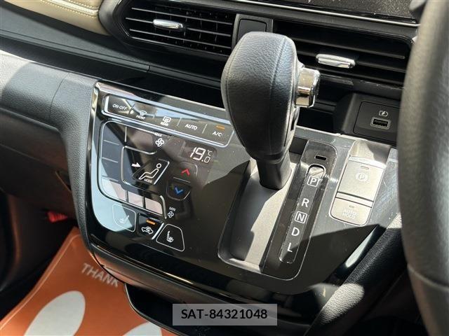 Mitsubishi EK X 2023-06 7217920-18