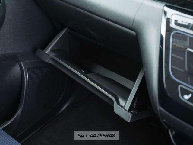 Mitsubishi EK X 2021-05 7616348-11
