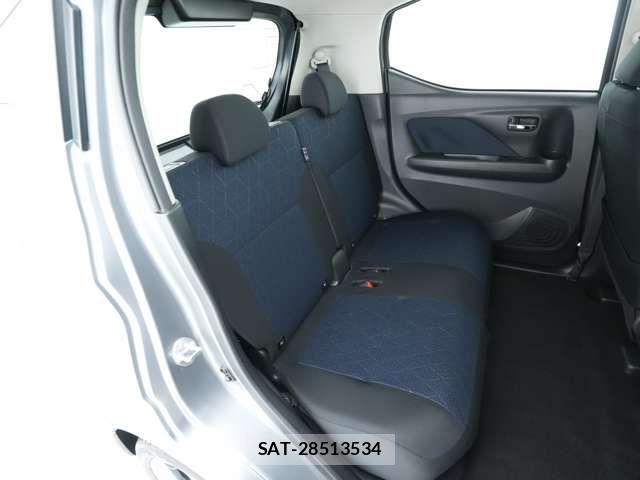 Mitsubishi EK X 2021-06 7616349-7
