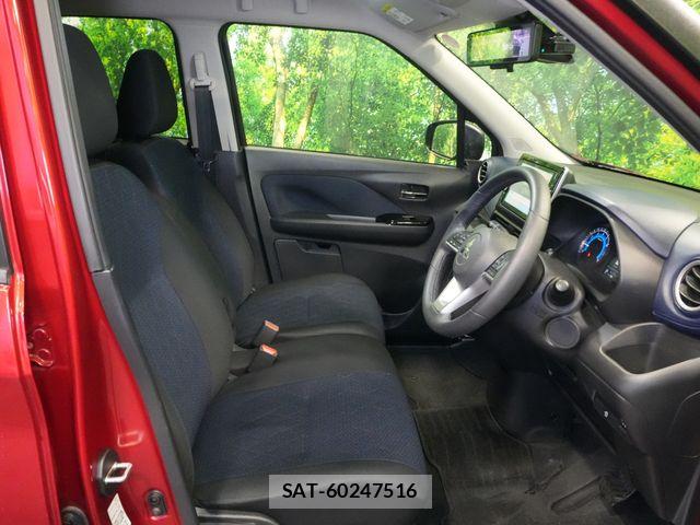 Mitsubishi EK X 2019-08 8412176-24