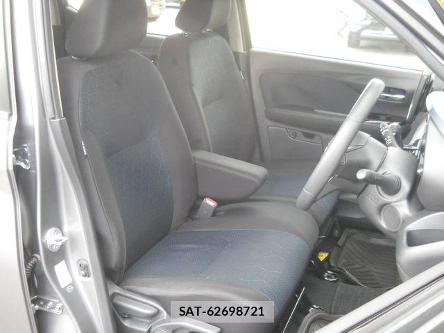 Mitsubishi EK X 2019-05 8412177-10