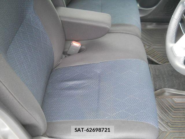 Mitsubishi EK X 2019-05 8412177-12