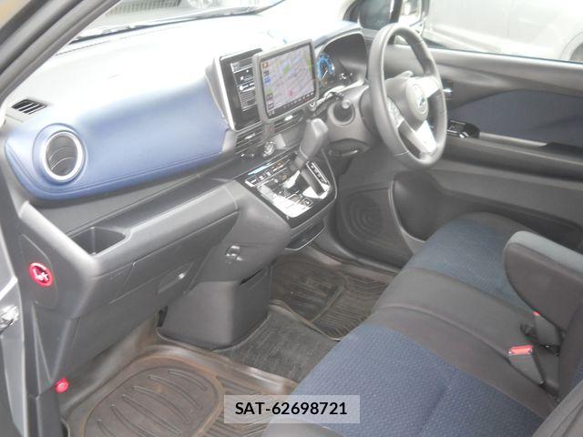Mitsubishi EK X 2019-05 8412177-13
