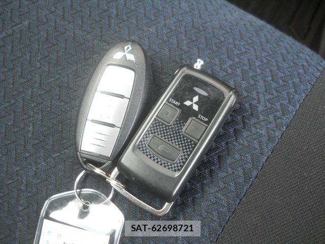 Mitsubishi EK X 2019-05 8412177-28