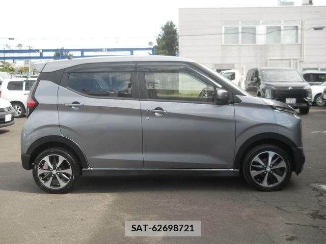 Mitsubishi EK X 2019-05 8412177-3