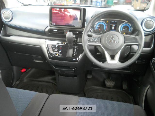 Mitsubishi EK X 2019-05 8412177-8