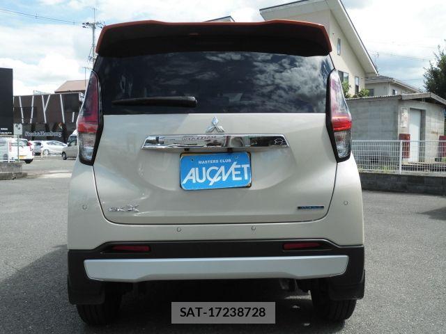 Mitsubishi EK X 2022-02 8485340-8