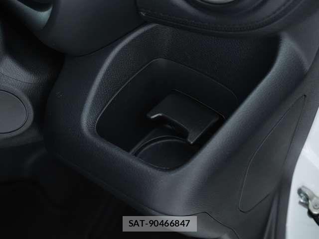 Mitsubishi EK X 2024-06 8561772-15