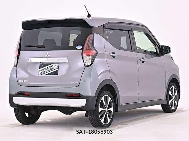 Mitsubishi EK X 2020-04 8828878-17