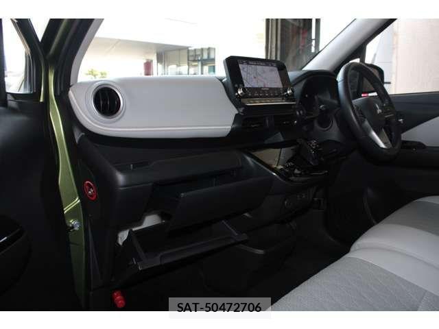 Mitsubishi EK X 2023-07 1717169-6