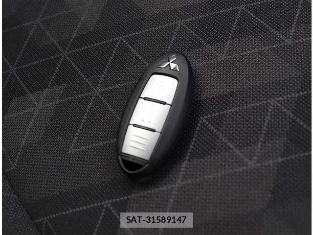 Mitsubishi EK X 2023-07 6993327-28