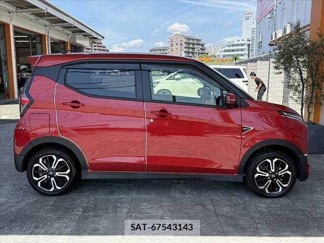 Mitsubishi EK X 2022-07 8658904-11