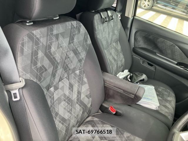 Mitsubishi EK X 2023-01 8879608-10