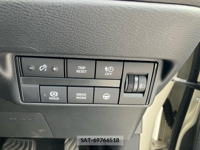 Mitsubishi EK X 2023-01 8879608-24