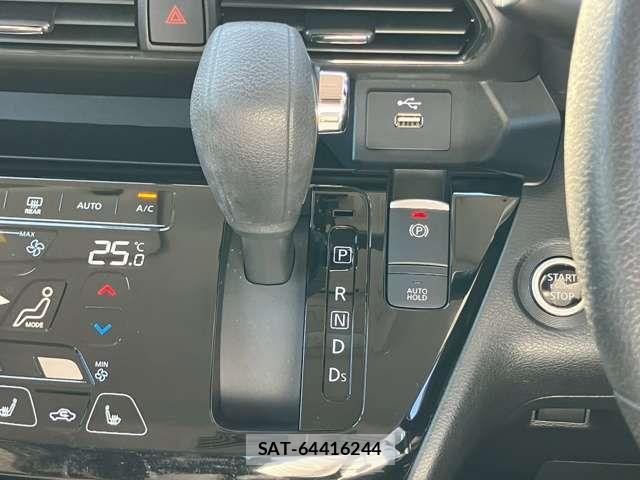 Mitsubishi EK X SPACE 2020-03 1412164-11