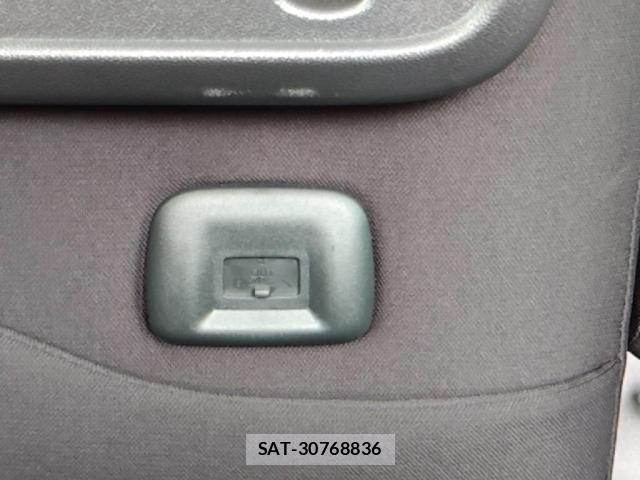 Mitsubishi EK X SPACE 2021-09 7722956-25