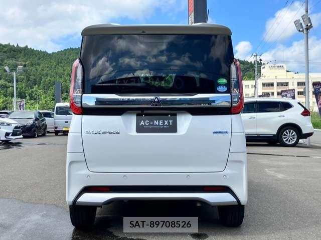 Mitsubishi EK X SPACE 2021-03 8457412-17