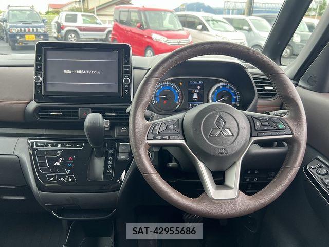 Mitsubishi EK X SPACE 2020-08 8828880-7