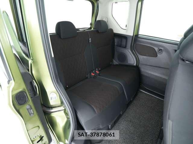 Mitsubishi EK X SPACE 2022-03 8207387-6