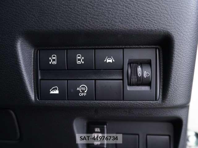 Mitsubishi EK X SPACE 2021-09 8207388-10