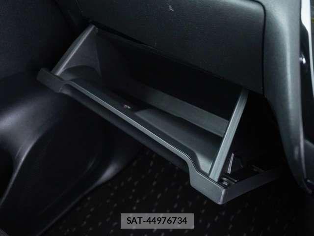 Mitsubishi EK X SPACE 2021-09 8207388-11