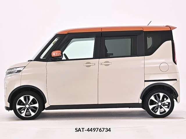 Mitsubishi EK X SPACE 2021-09 8207388-2