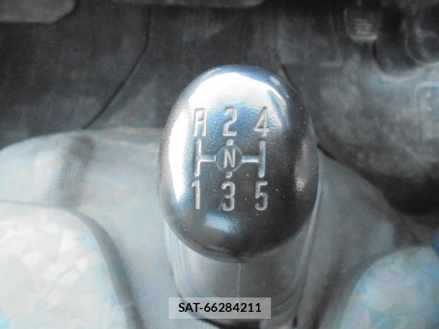 Isuzu ELF TRUCK 2004-01 515968-13