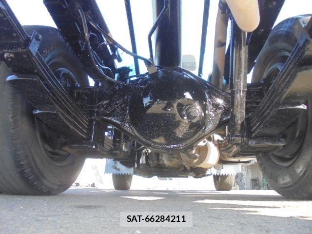Isuzu ELF TRUCK 2004-01 515968-20