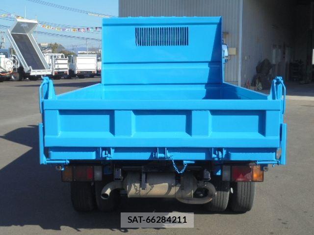 Isuzu ELF TRUCK 2004-01 515968-26
