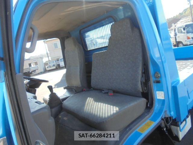 Isuzu ELF TRUCK 2004-01 515968-5