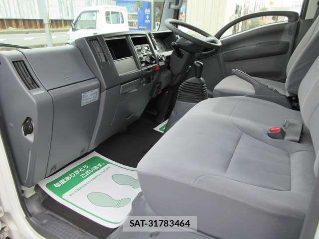 Isuzu ELF TRUCK 2016-10 517507-12