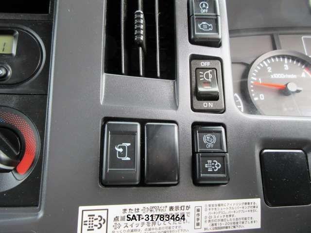 Isuzu ELF TRUCK 2016-10 517507-15