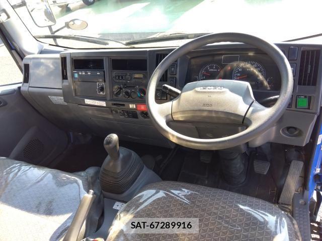 Isuzu ELF TRUCK 2019-04 609188-2