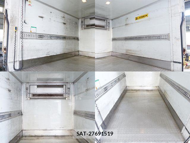 Isuzu ELF TRUCK 2012-07 688782-9
