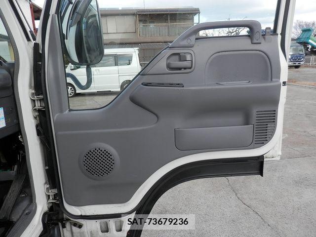 Isuzu ELF TRUCK 2007-03 688774-13