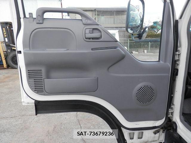 Isuzu ELF TRUCK 2007-03 688774-14