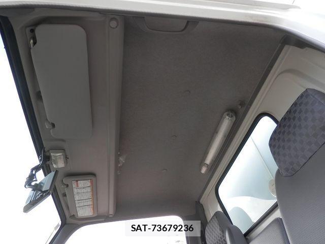 Isuzu ELF TRUCK 2007-03 688774-15