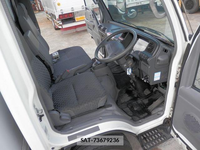 Isuzu ELF TRUCK 2007-03 688774-16
