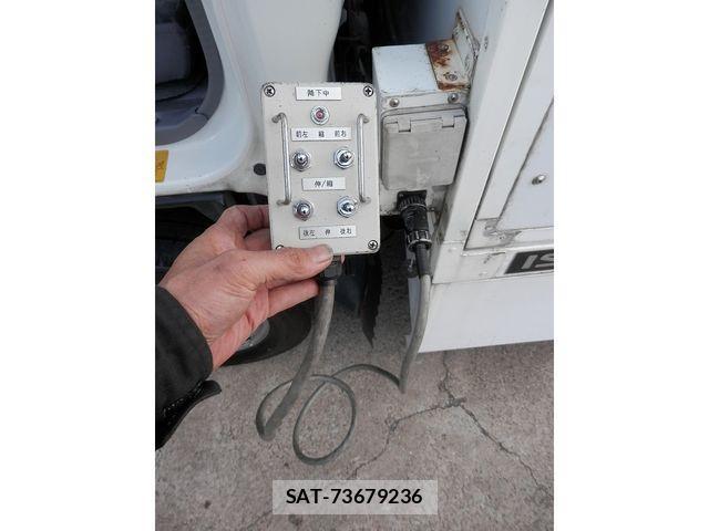 Isuzu ELF TRUCK 2007-03 688774-23
