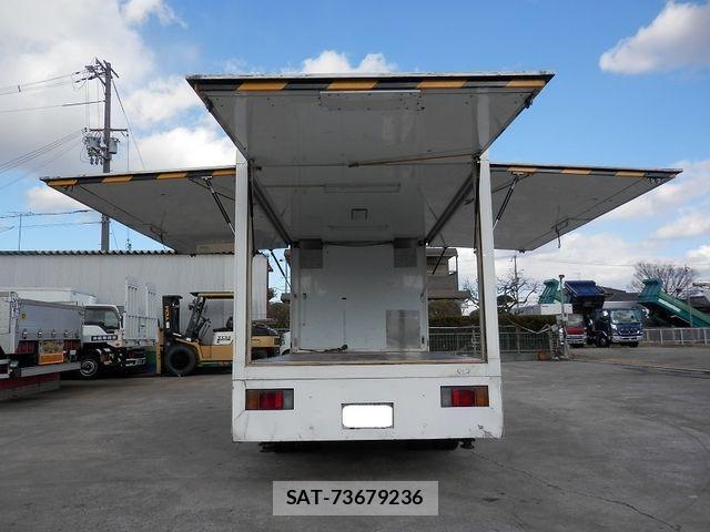 Isuzu ELF TRUCK 2007-03 688774-8