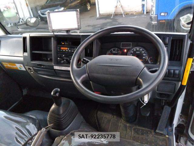 Isuzu ELF TRUCK 2011-09 802098-2